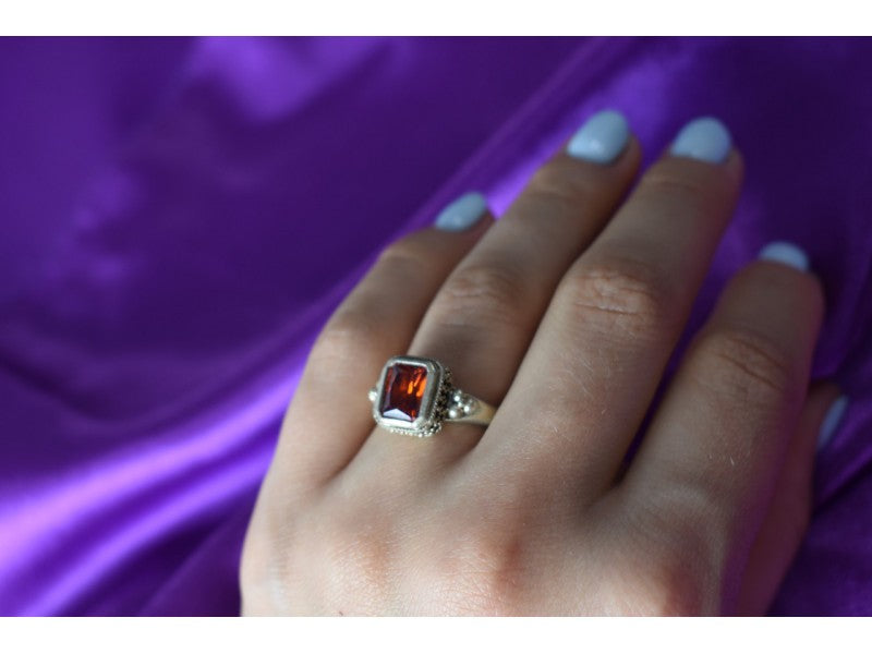 925 Sterling Silver Orange CZ Ring Size 6.5