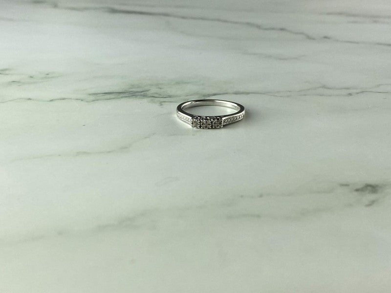 925 Sterling Silver White Topaz Ring Size 6.5