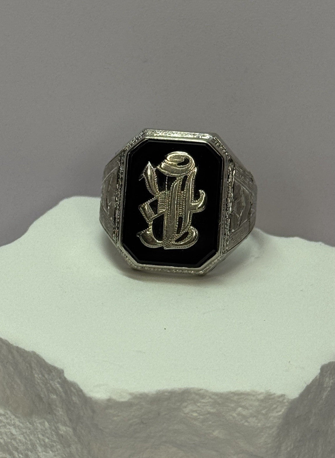 10K WHITE GOLD VINTAGE ART DECO BLACK ONYX RING SIZE 8