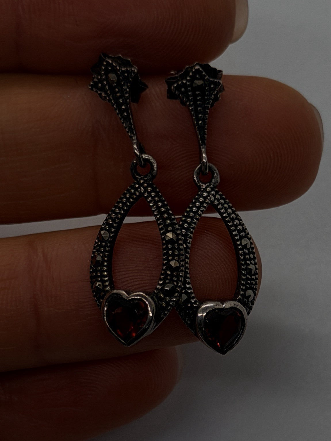 Vintage 925 Sterling Silver Garnet Heart & Marcasite Dangle Drop Earrings