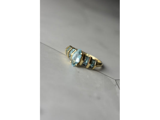 14K Yellow Gold Topaz Ring Size 9
