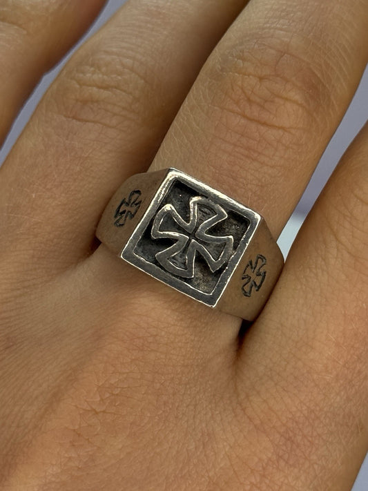 Vintage 925 Sterling Silver "Cross" Ring Size  10.5