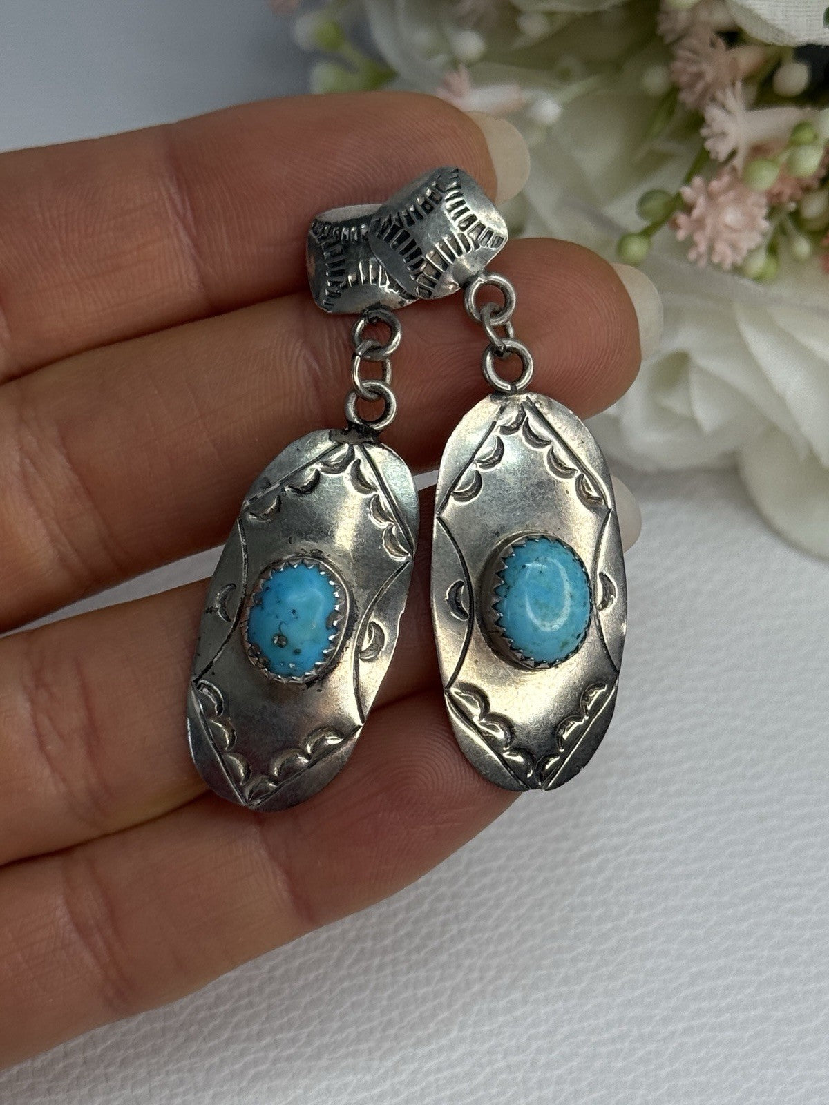 Vintage Native American 925 Sterling Turquoise Silver Earrings Length 1.90 Inch