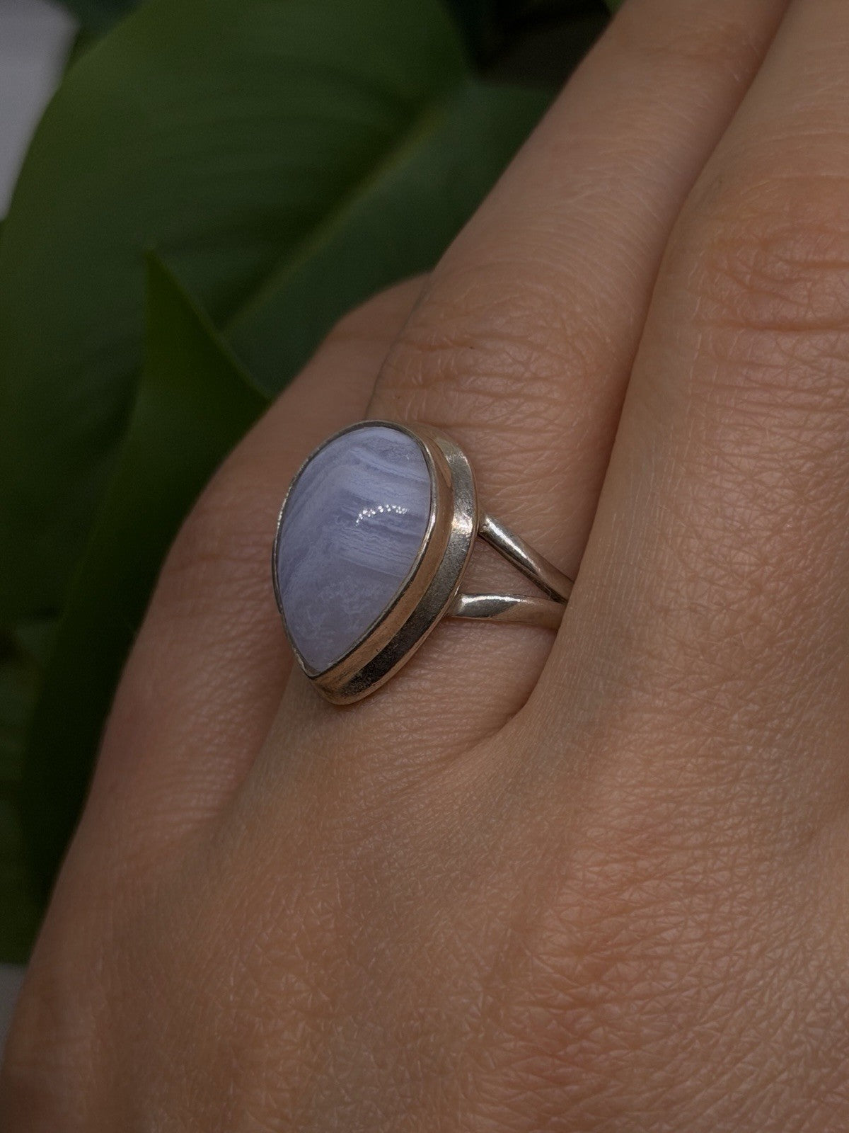 925 Sterling Silver Pear-Shaped Blue Lace Agate Ring Size 7.5