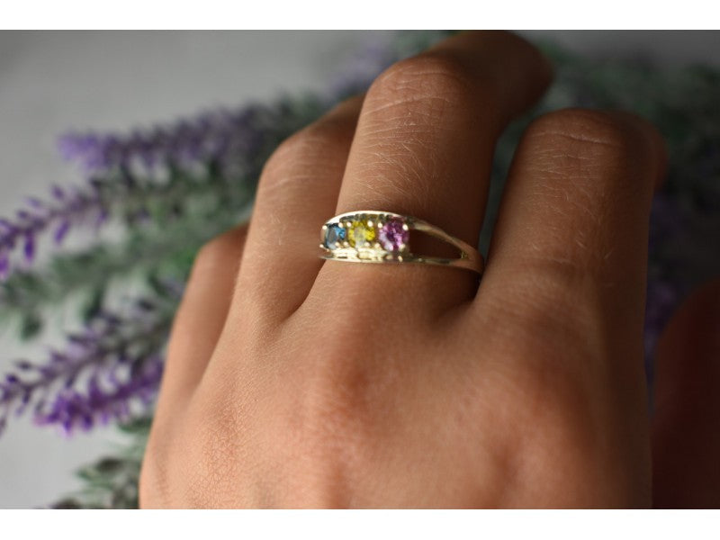 925 Sterling Silver Multicolor CZ Ring Size 9.5