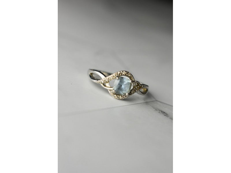 925 Sterling Silver Blue Spinel & CZ Ring Size 9