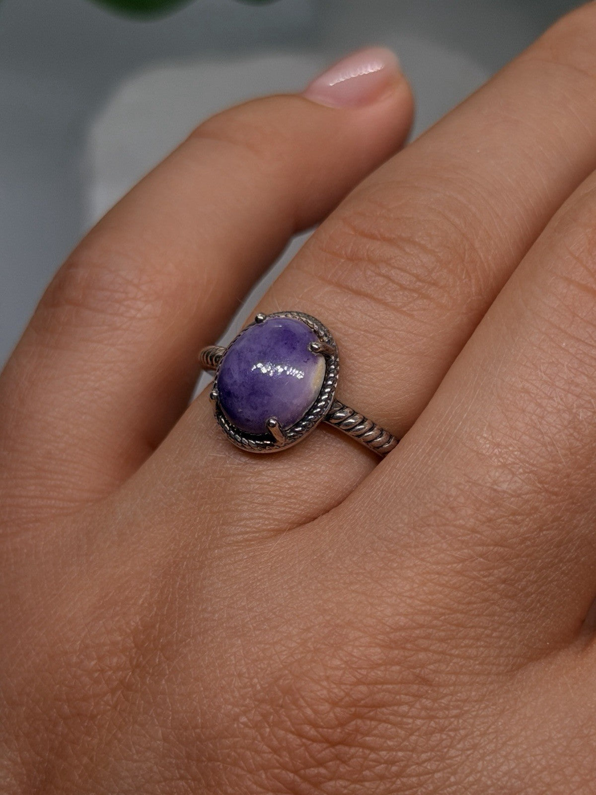 925 Sterling Silver Oval Purple Charoite Rope-Bezel Ring Size 7