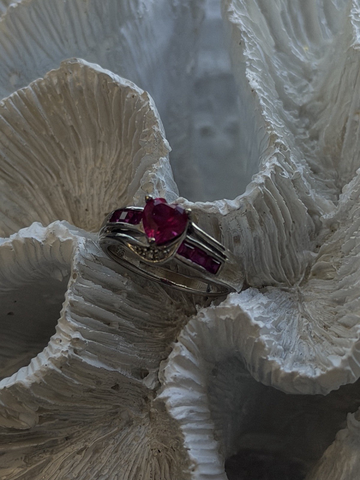 925 Sterling Silver Pink Topaz Heart Ring Size 7