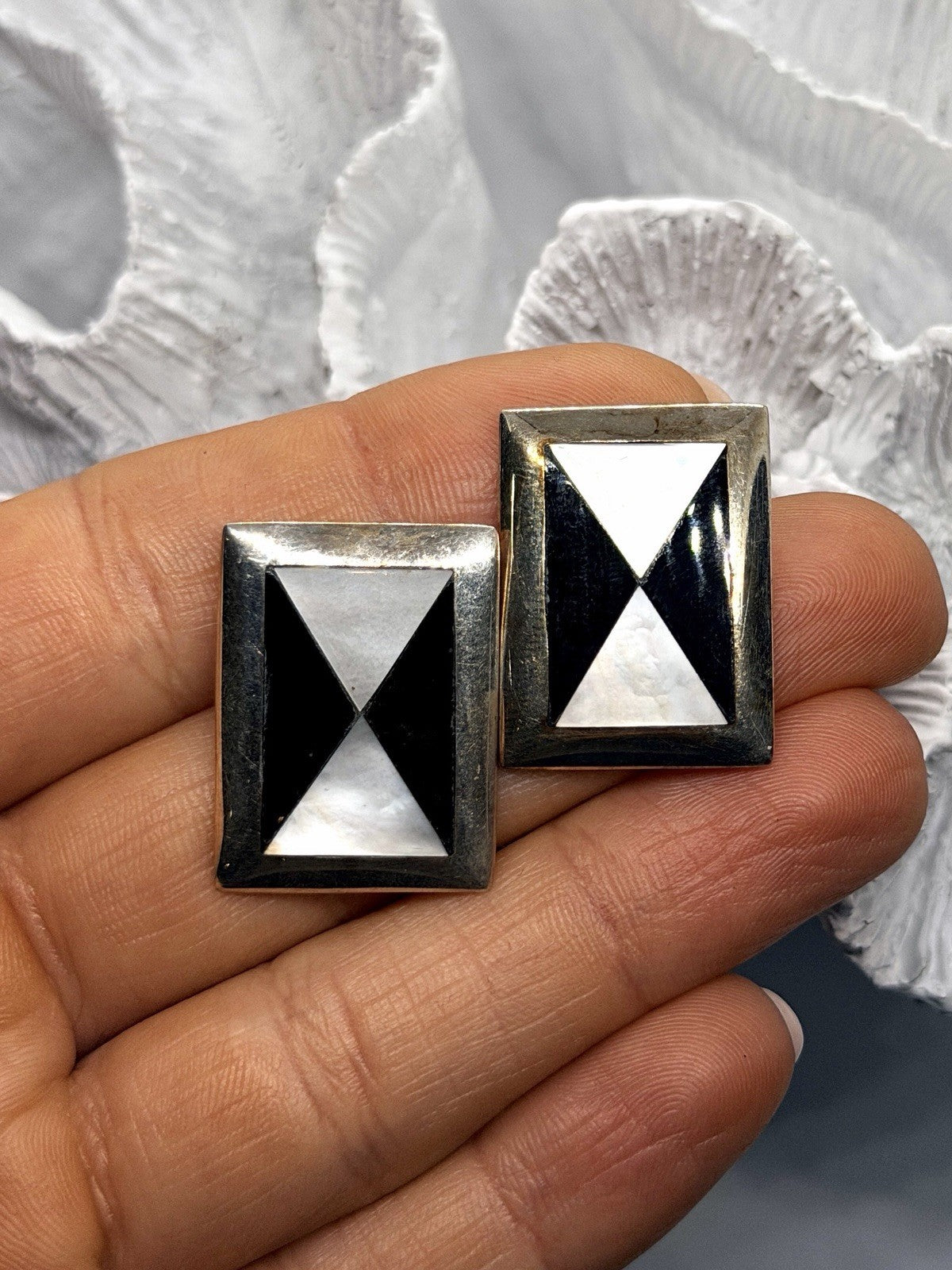925 Sterling Silver Black Onyx & Mother of Pearl Geometric Rectangle Earrings