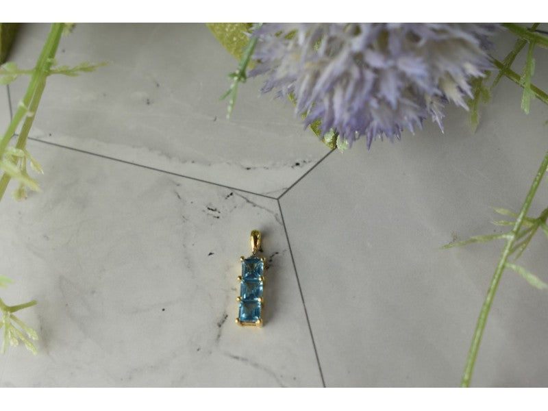14K Yellow Gold Blue Topaz & Diamond Pendant
