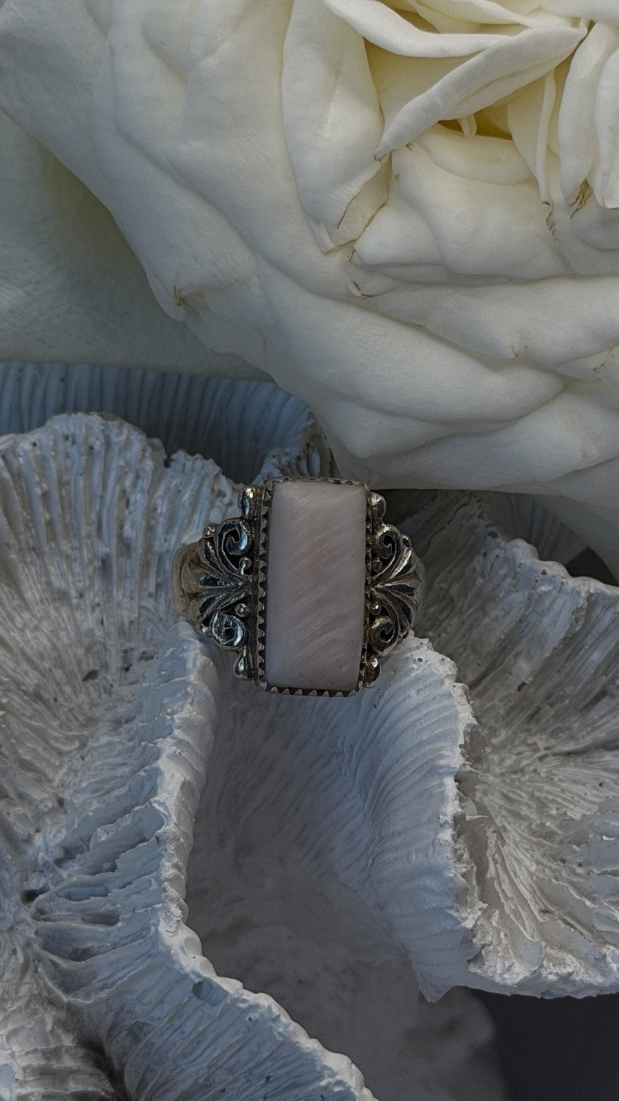 Ornate Art Deco Style 925 Sterling Silver Pink Abalone Ring Size 8.5