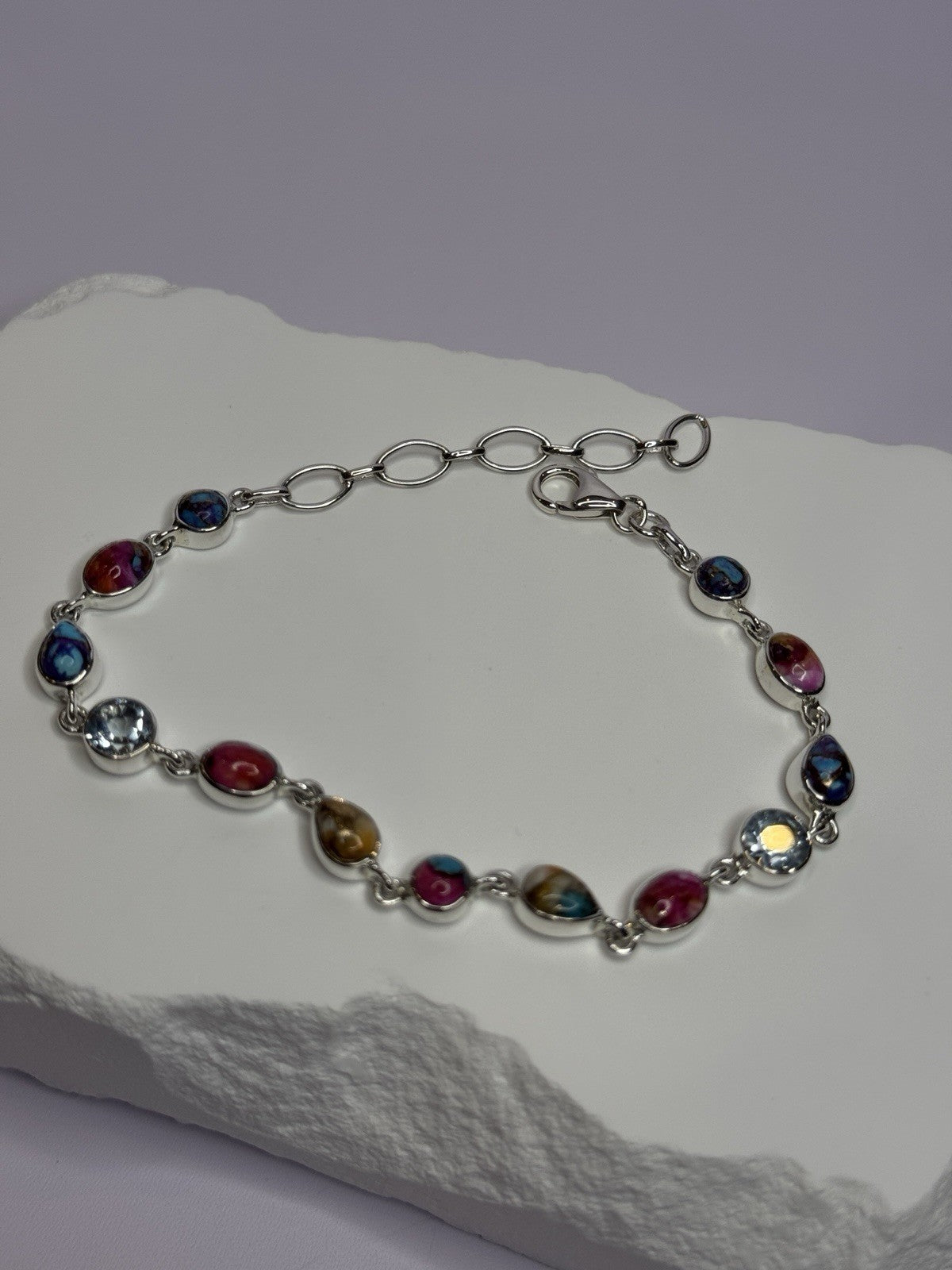 925 Sterling Silver Oyster Turquoise & Topaz Bracelet Length 6-8 Inch