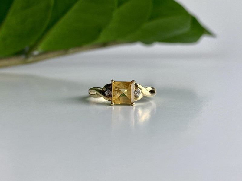 10K Yellow Gold Tourmaline & Diamonds Ring Size 8