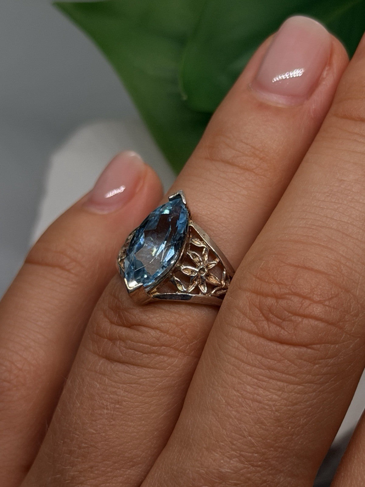 Flowers 925 Sterling Silver Blue Topaz Marquise Ring Size 6