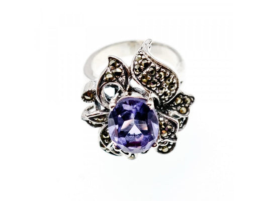 925 Sterling Silver Amethyst & Marcasites Ring Size 7