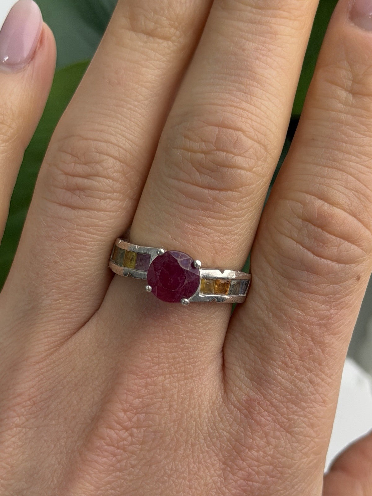 TGGC 925 Sterling Silver Ruby & Multi Color Spinel Stones Ring Size 8