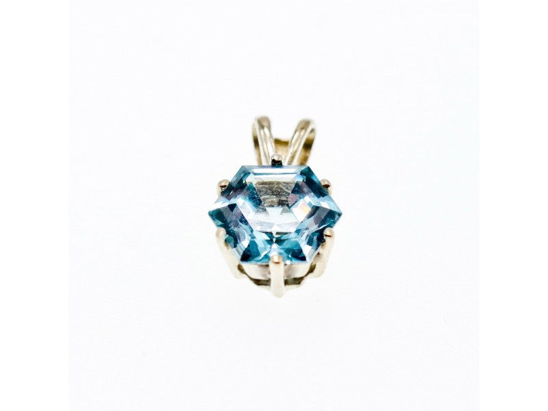925 Sterling Silver Blue Topaz Pendant