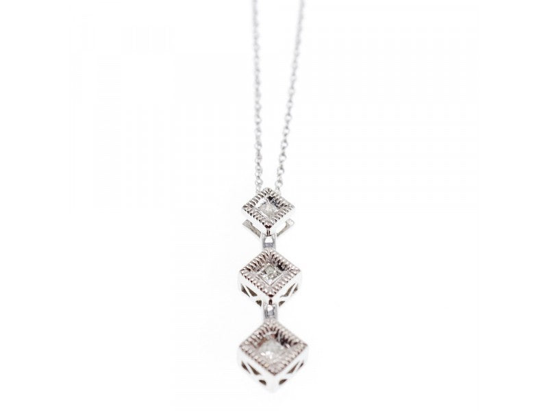 10K White Gold Diamonds Chain With Pendant