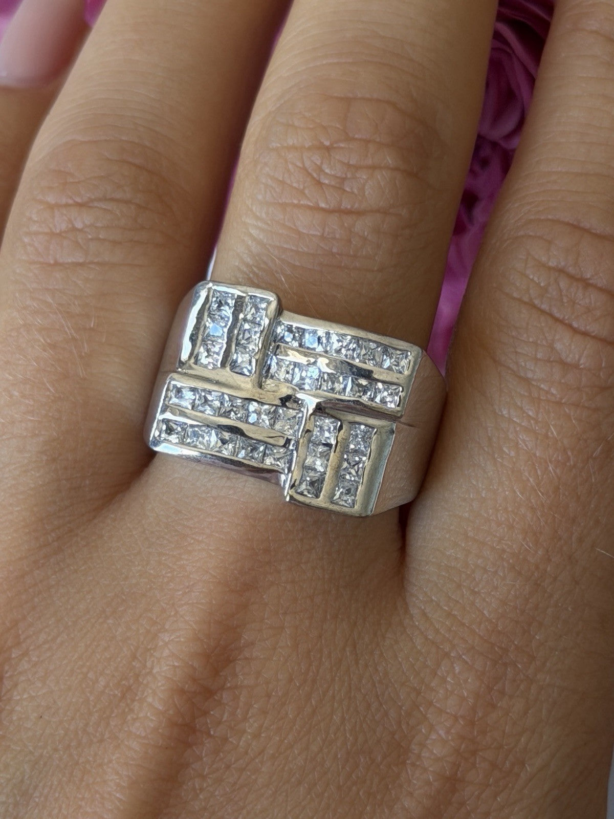Elegant Design 925 Sterling Silver Beryl Ring Size 10