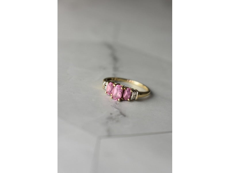 10K Yellow Gold Pink Topaz & Diamonds Ring Size 6.5