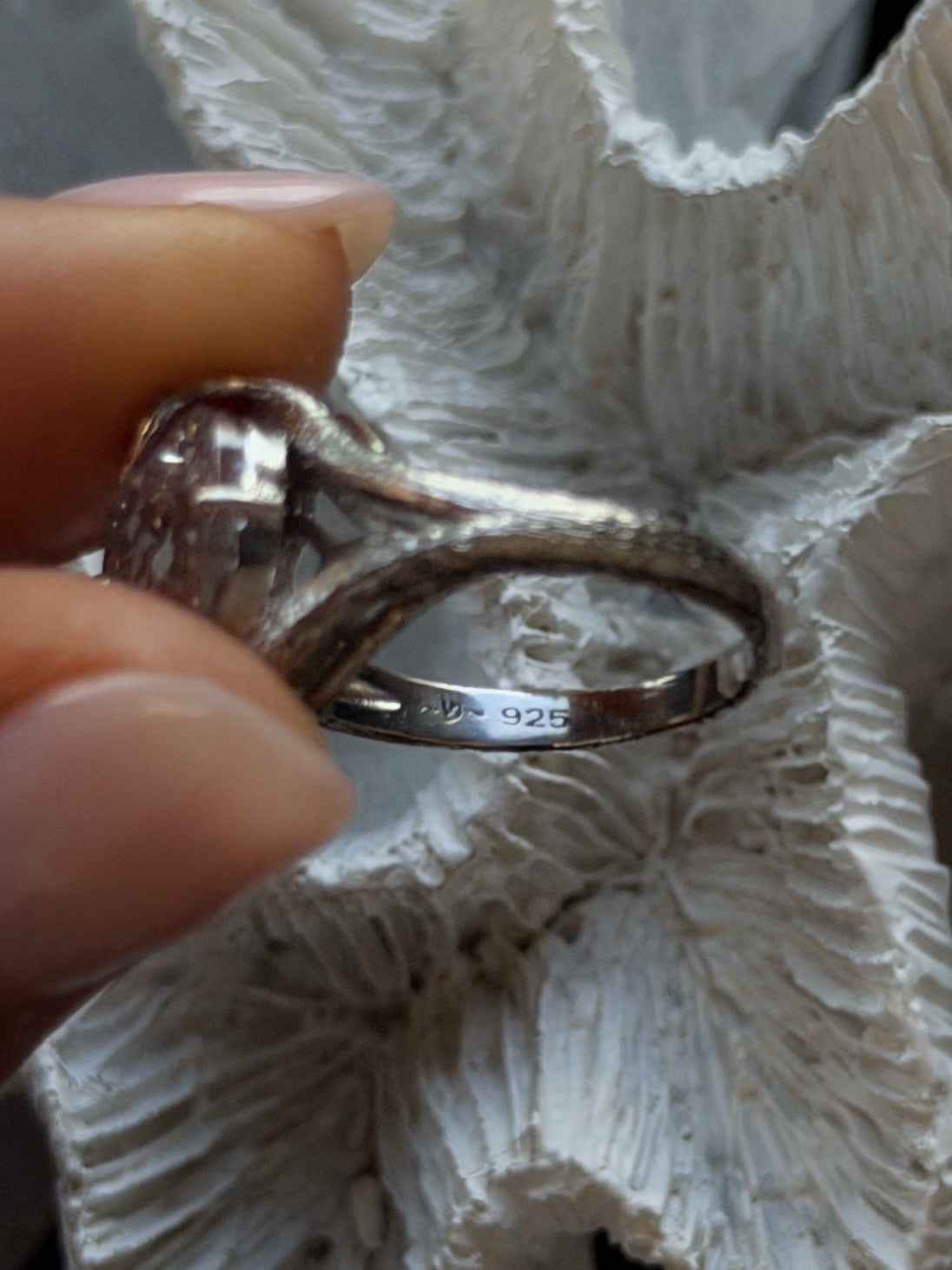 Beautiful Leaf Design 925 Sterling Silver Clear Cz Ring Size 7