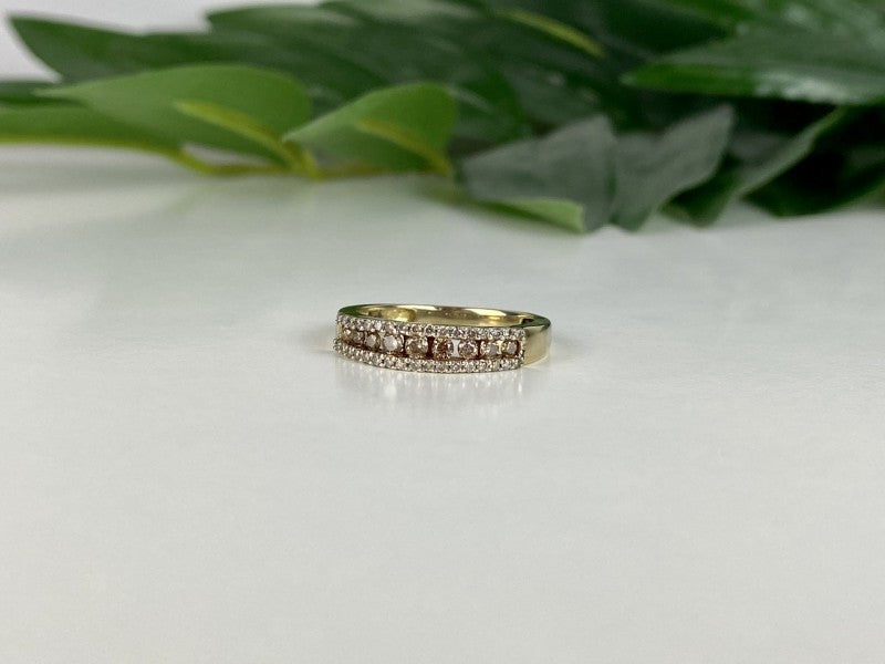 10K Yellow Gold White Sapphire & Diamonds Ring Size 8