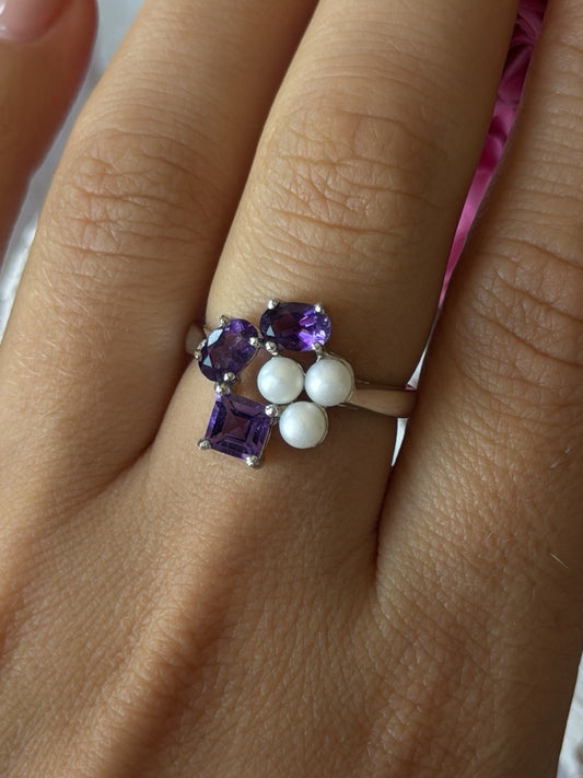 925 Sterling Silver Amethyst & Pearl Ring Size 8