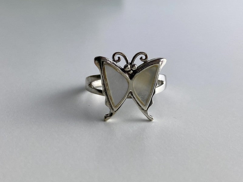 925 Sterling Silver Mother Of Pearl "Butterfly" Ring Size 8.5