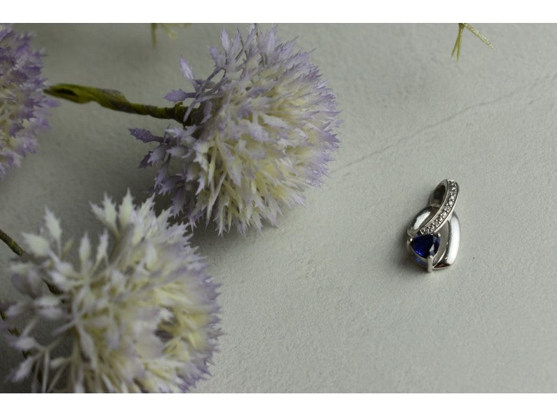 925 Sterling Silver London Blue Topaz Pendant