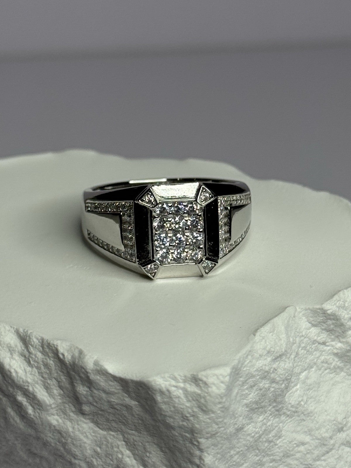 925 Sterling Silver CZ Men'S Ring Size 12
