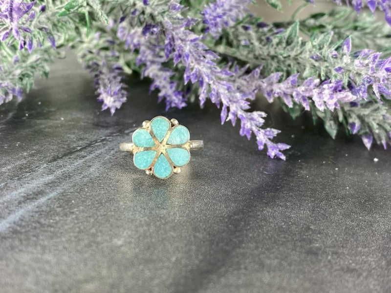 925 Sterling Silver Nephrite (Jade) Inserts "Flower" Ring Size 7.5