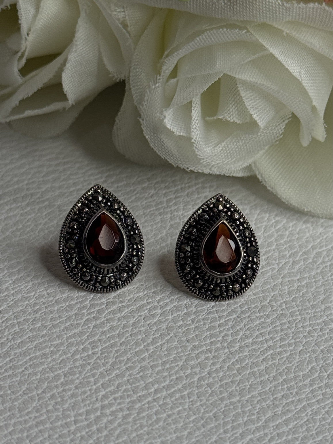 925 Sterling Silver Garnet & Marcasite Earrings Length 0.60 Inch