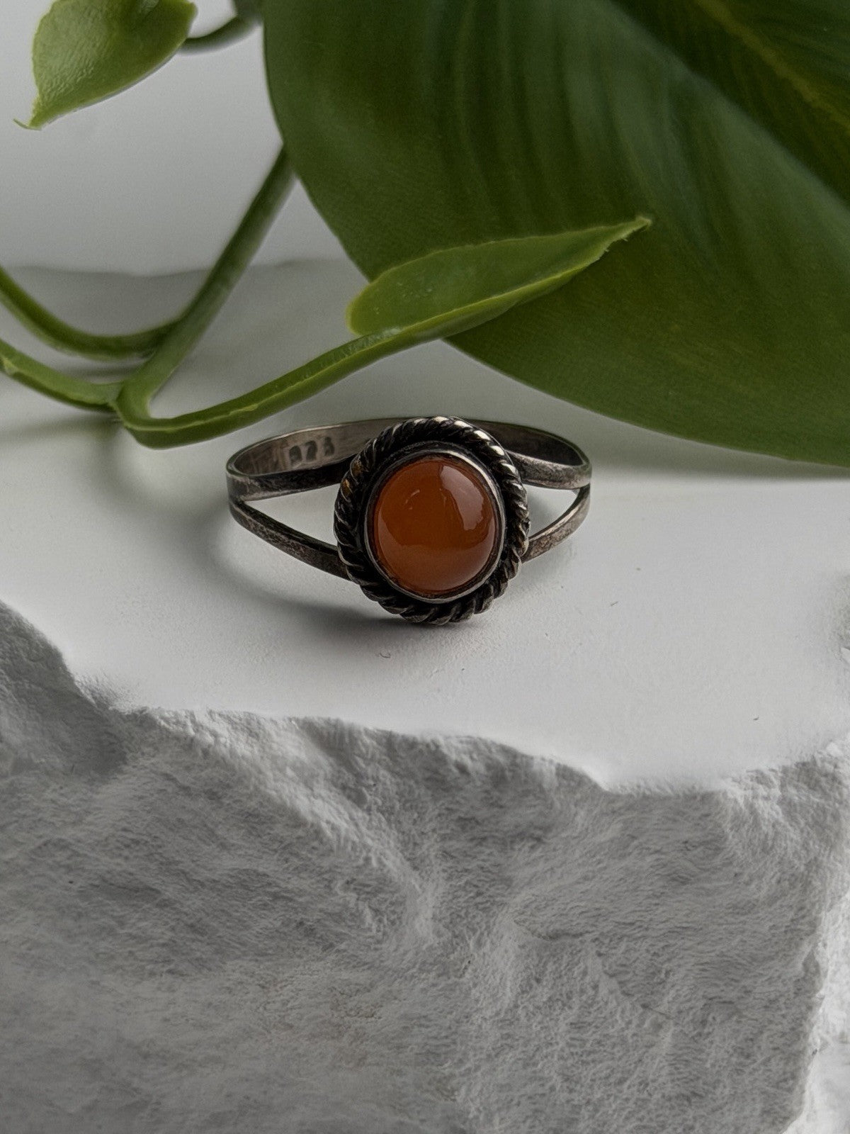 Vintage 925 Sterling Silver Carnelian Ring Size 9.5
