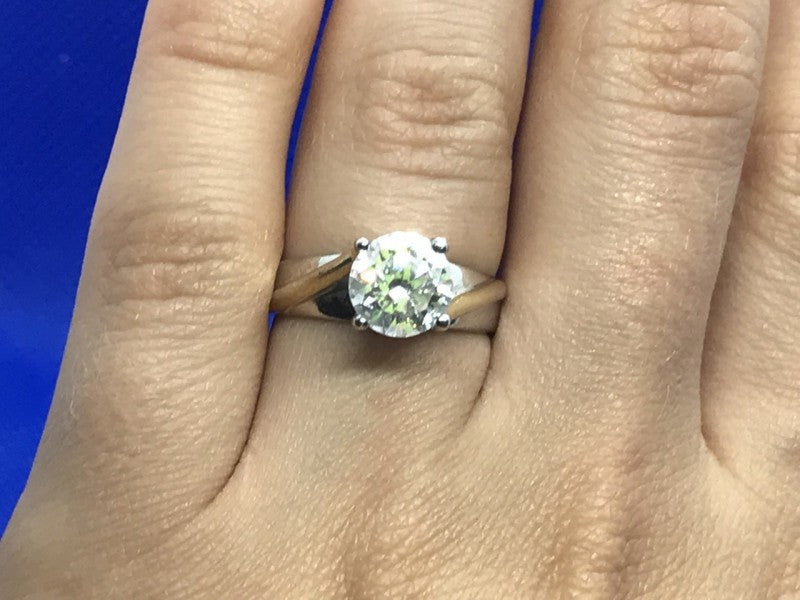 925 Sterling Silver CZ Ring Size 6.5