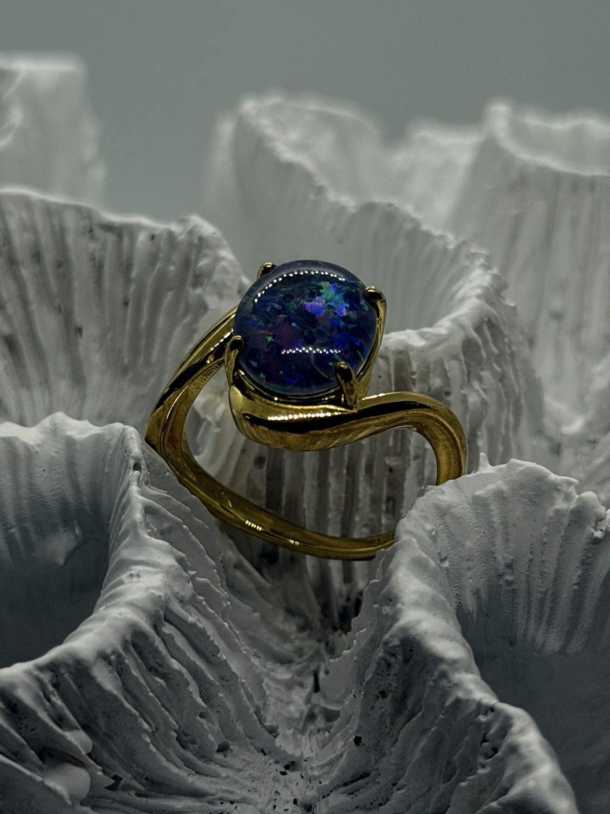 925 Sterling Silver Gold Plated Blue Opal Oval Ring Size 6
