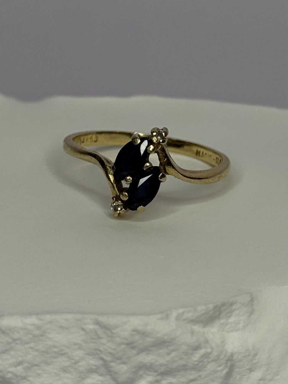 14K Yellow Gold Sapphire & Diamond Ring Size 7.5
