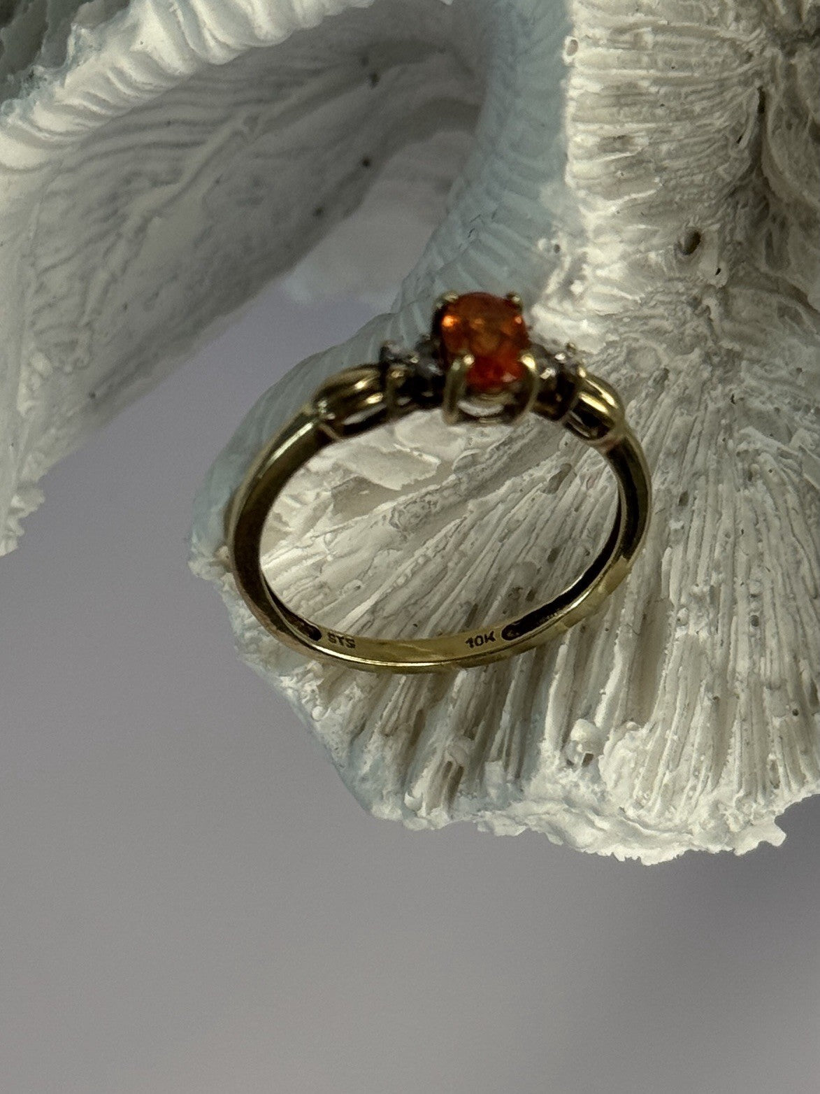 10k Yellow Gold Orange Tourmaline & Diamonds Ring Size 7