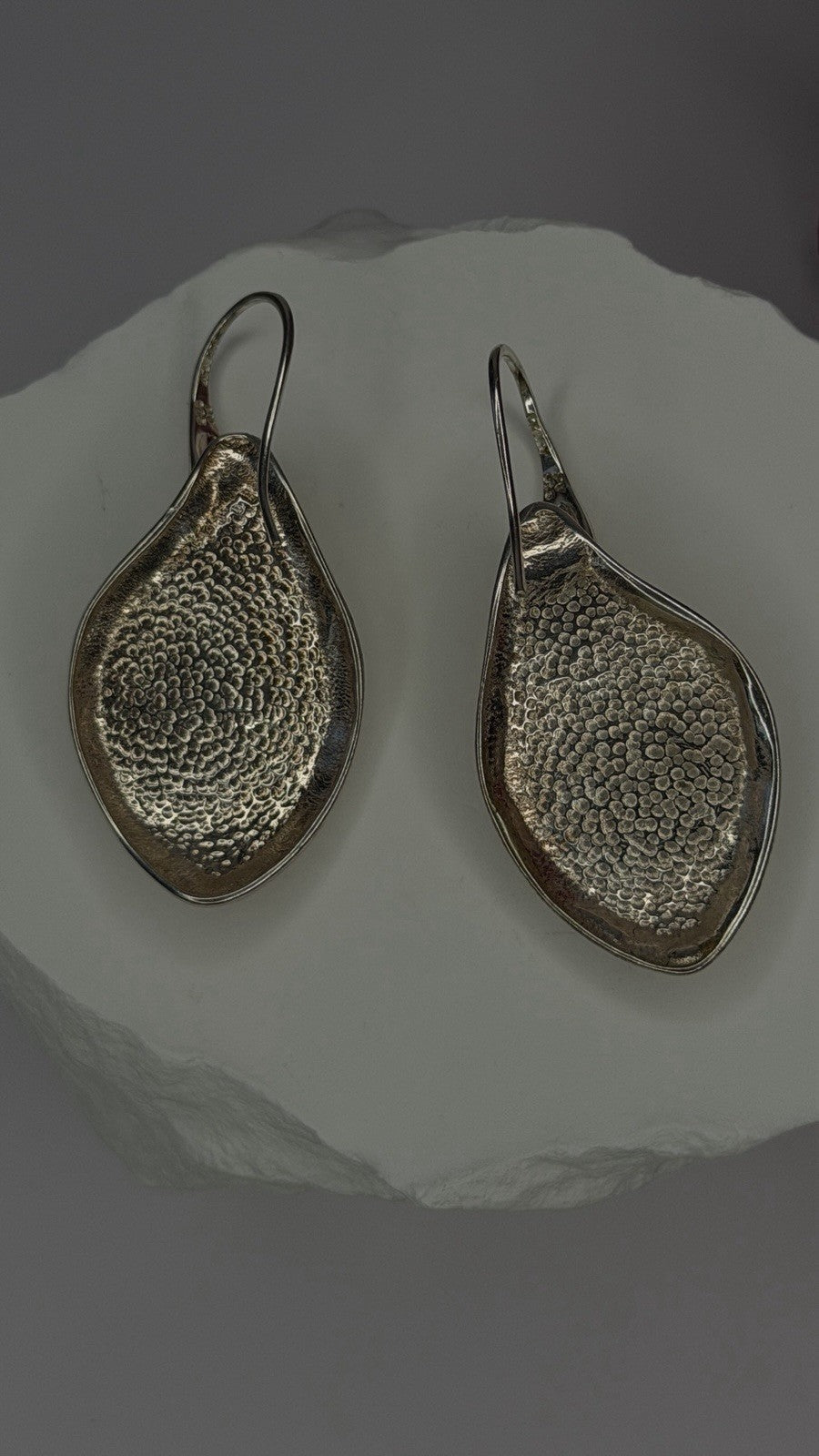 Elegant Italy 925 Sterling Silver Leaf Earrings