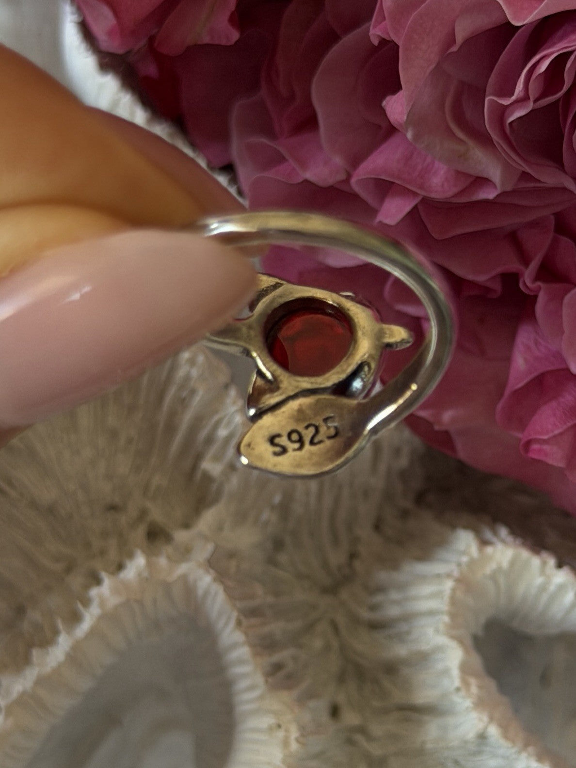 925 Sterling Silver Fox & Snake Red Glass Cabochon Ring Size 9 Sizable