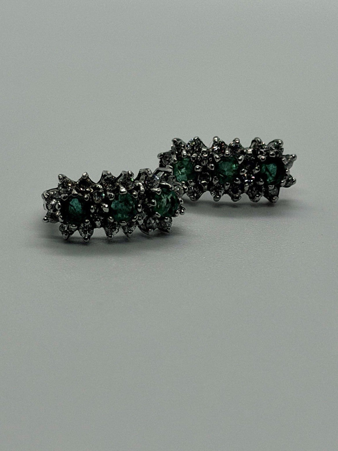 Floral Design 925 Sterling Silver Emerald & White Topaz Earrings