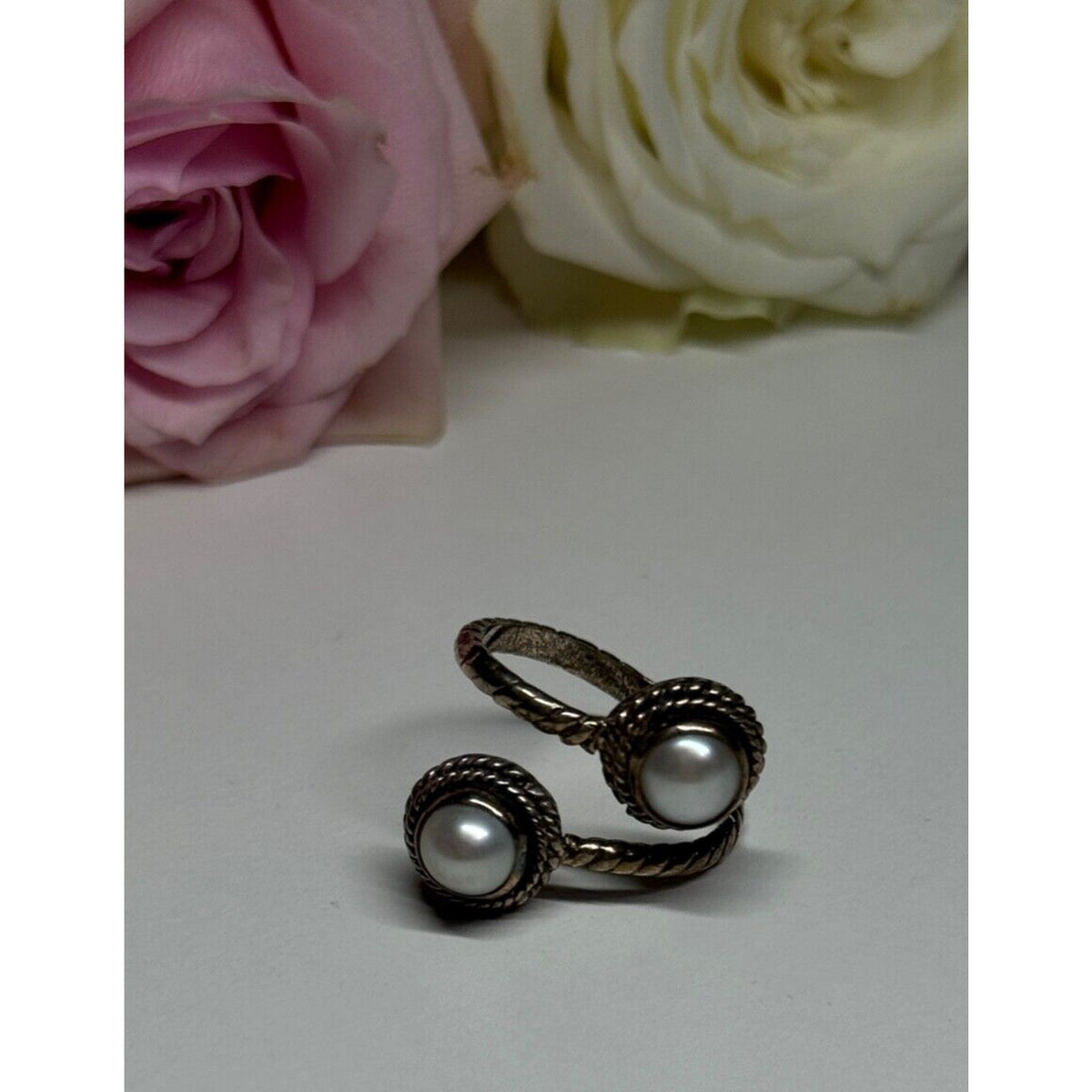 Share Vintage 925 Sterling Silver Pearl Ring Size 5