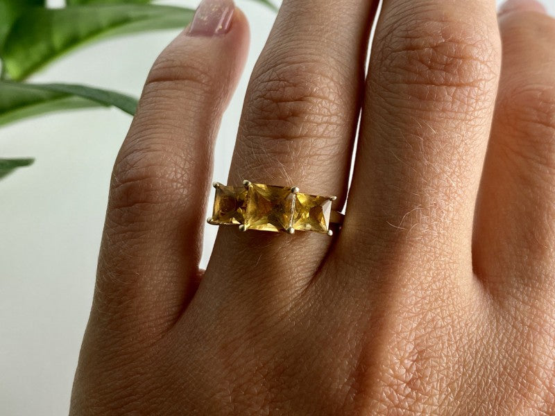10K Yellow Gold Heliodor Ring Size 7.25