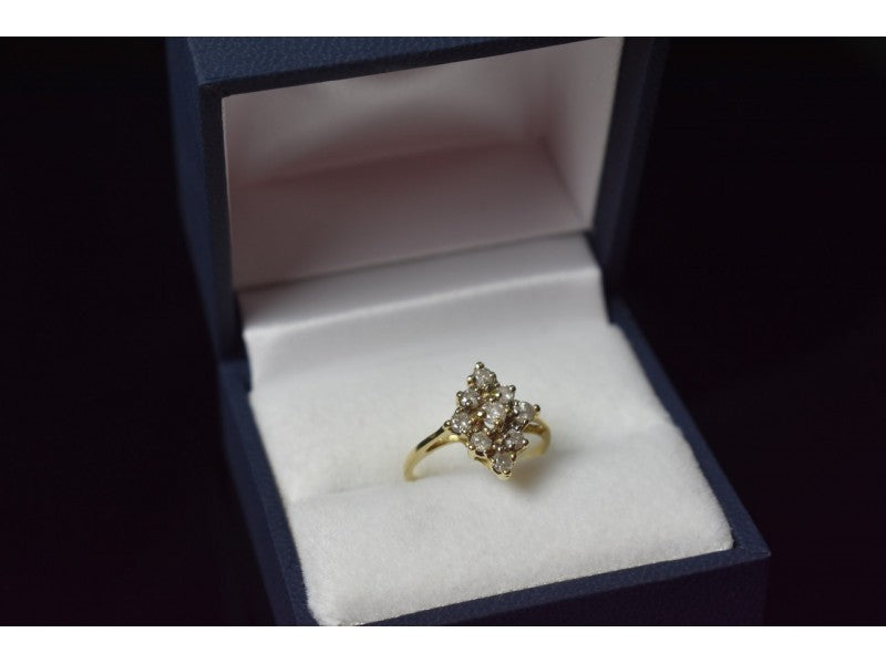 10K Yellow Gold White Sapphire Ring Size 5.5