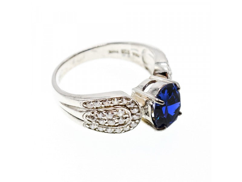 925 Sterling Silver Blue & White CZ Ring Size 11