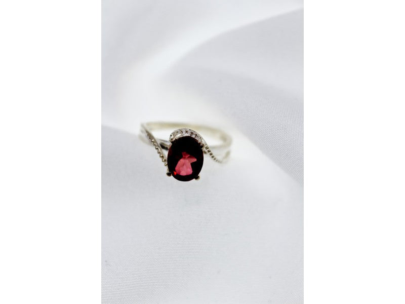 925 Sterling Silver Red Spinel Ring Size 7
