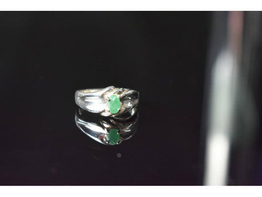 925 Sterling Silver Emerald Ring Size 9.5