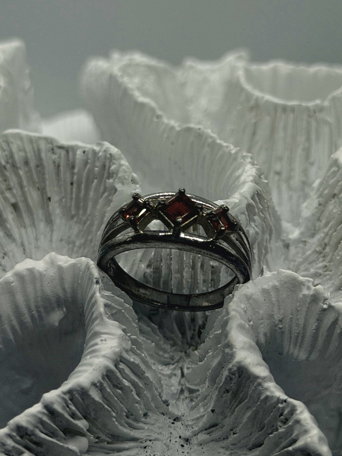 925 Sterling Silver Red Garnet Ring Size 7