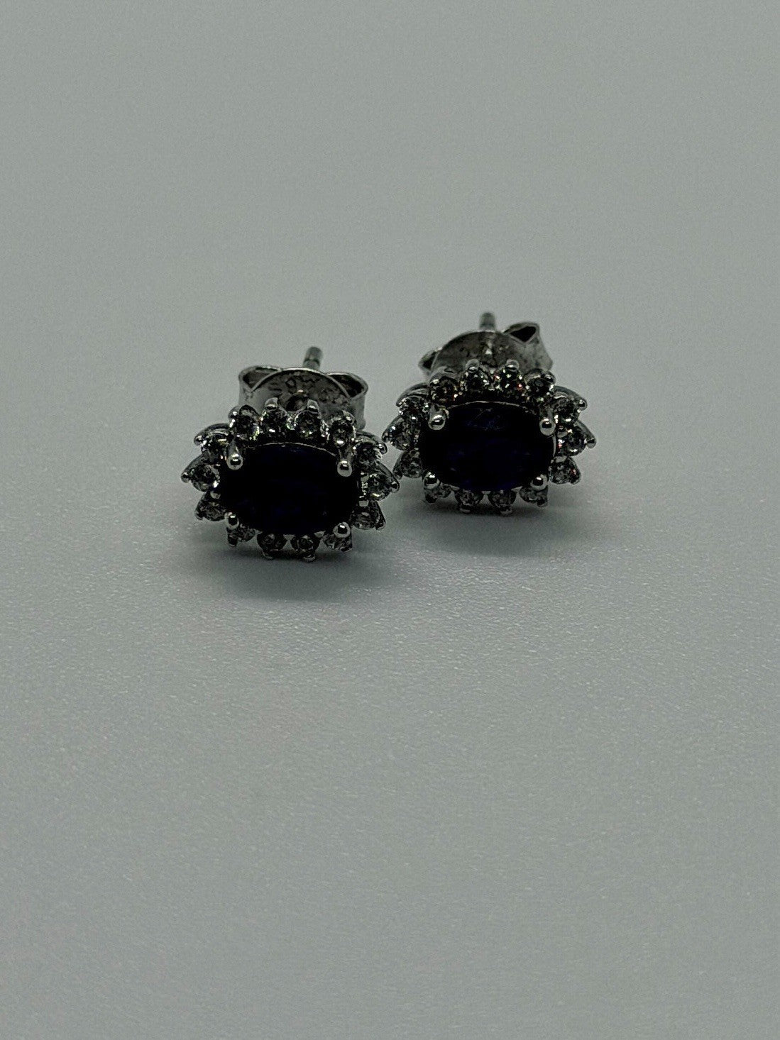 Beautiful 925 Sterling Silver Blue Sapphire & Cz Stud Earrings