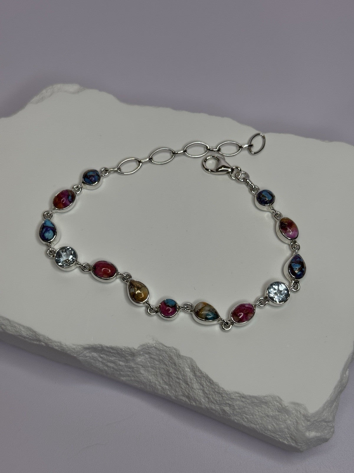 925 Sterling Silver Oyster Turquoise & Topaz Bracelet Length 6-8 Inch