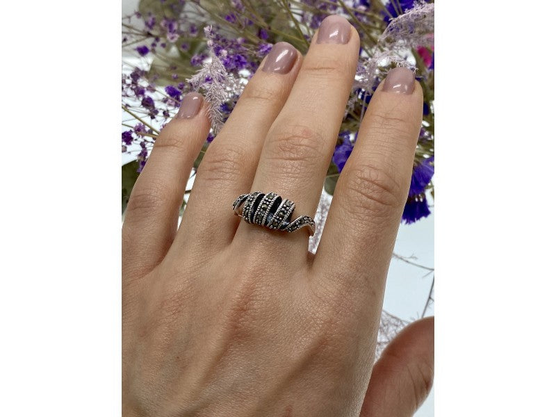 925 Sterling Silver Marcasites "Spiral" Ring Size 9.5